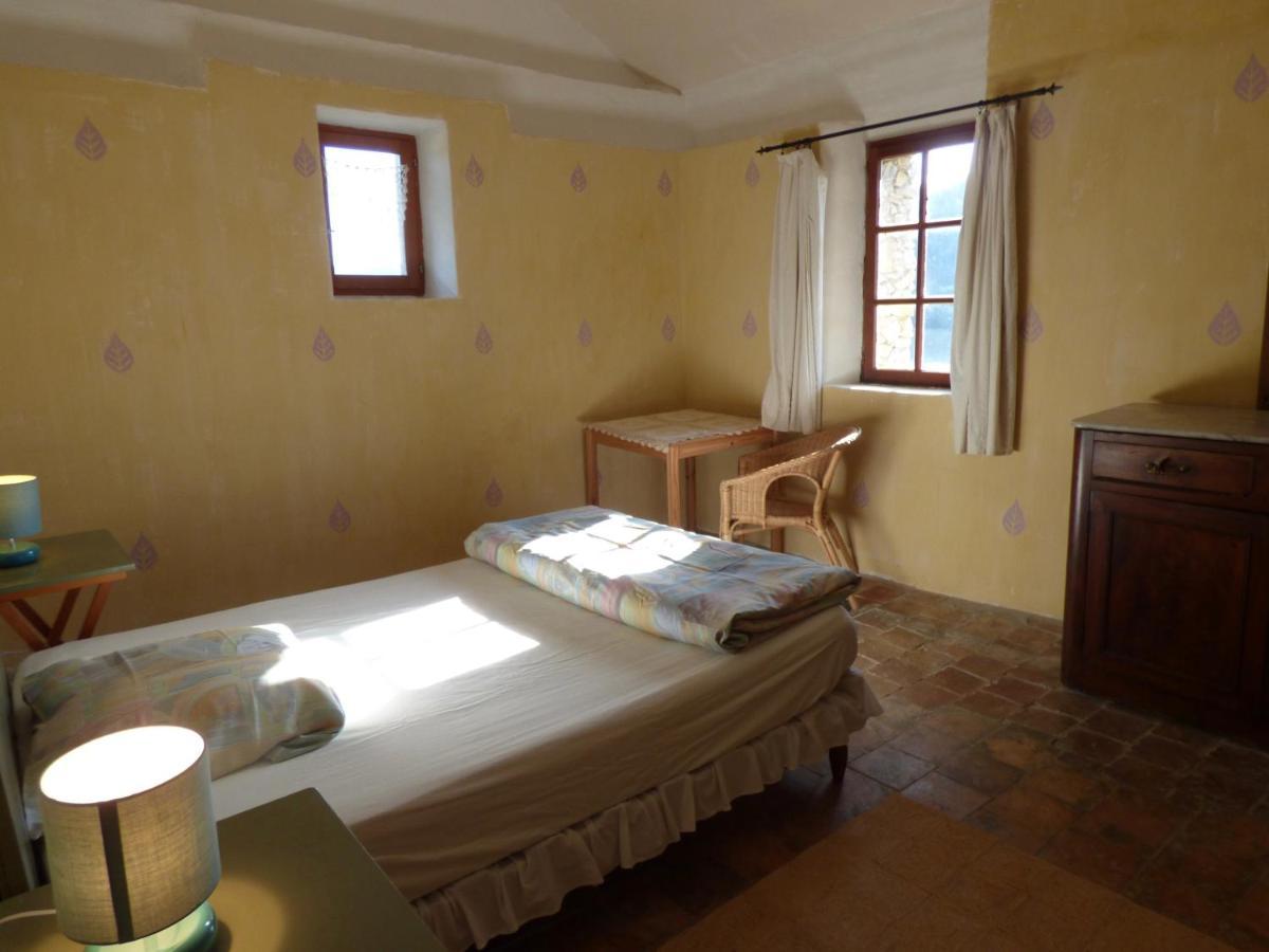 Le Relais Des Baronnies Hotel Montjay  Exterior foto